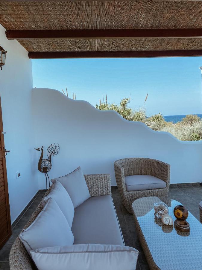 Luxury 3Br Sunrise Villa , Seaside Gyrismata Skyros Exteriör bild