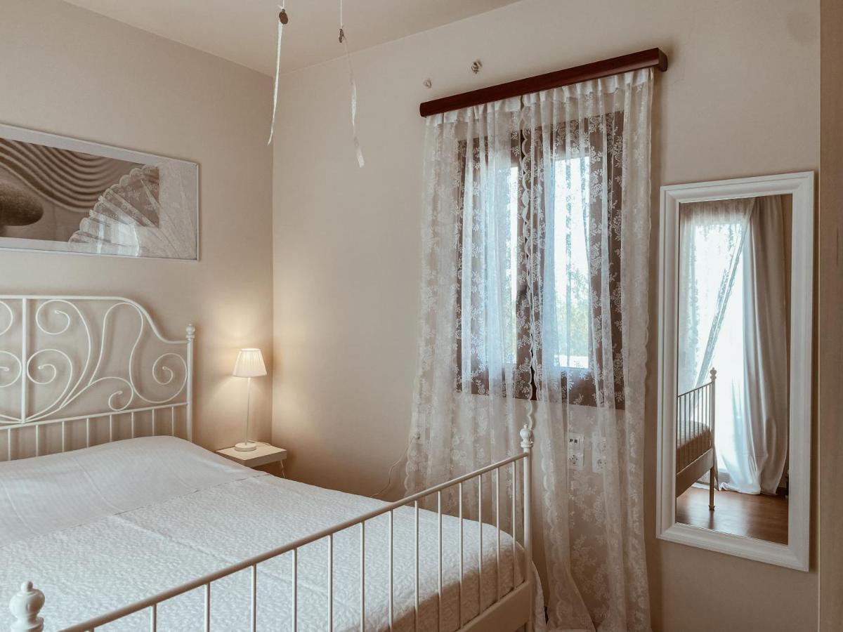 Luxury 3Br Sunrise Villa , Seaside Gyrismata Skyros Exteriör bild